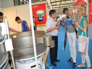 新鄉市嘉鴻機械攜超聲波旋振篩等設備參加2016上海食品加工技術與裝備展